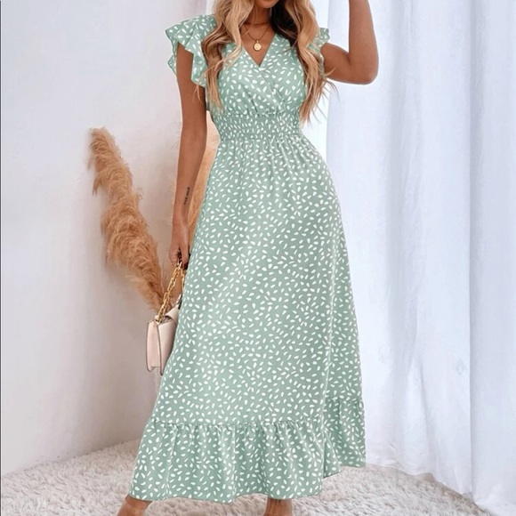 Dots ruffle trim shirred waist maxi dress - Picture 11 of 16